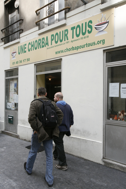 Association « Une chorba pour tous » (Paris). Une société civile musulmane s’établit en Europe. © P. Deliss / GODONG
