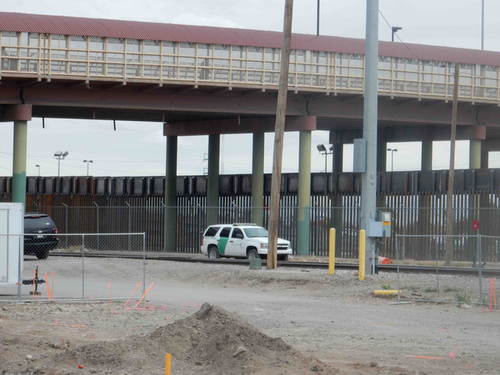Février 2019, pont frontière entre El Paso et le Mexique. © Michael Gallagher