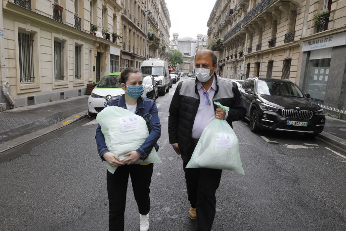 Chaville Fraternité Paris 10/5/20 ©Philippe Lissac/GODONG