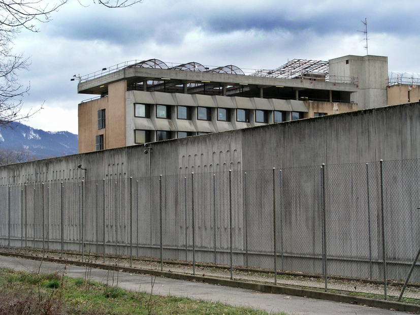 Prison de Champ-Dollon © JJKphotos